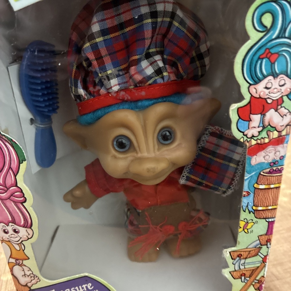VTG 1992 Ace Treasure Trolls Wacky Doos Wishstone Doll Blue Hair NIB NOS Scot